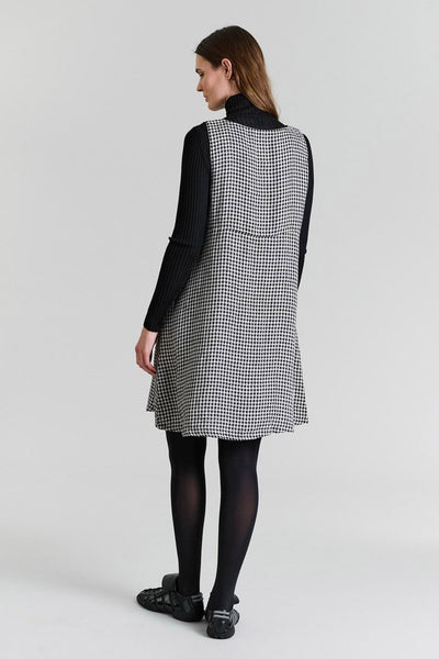 Chesu Ã¦rmelÃ¸s kjole BLACK/IVORY PEPITA - 256-2435-5297 Thumbnail