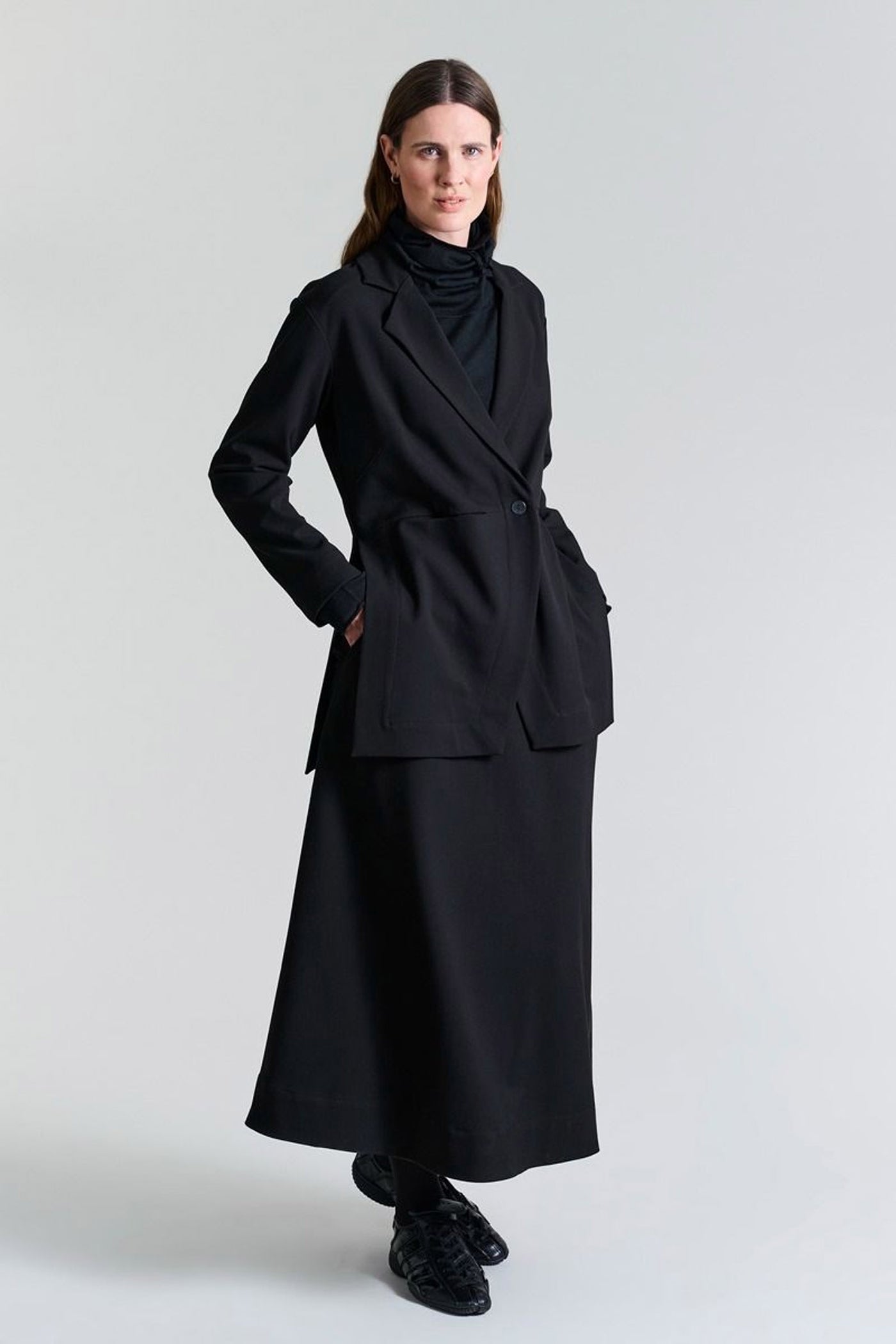 Noru nederdel Black - 257-2440-5379