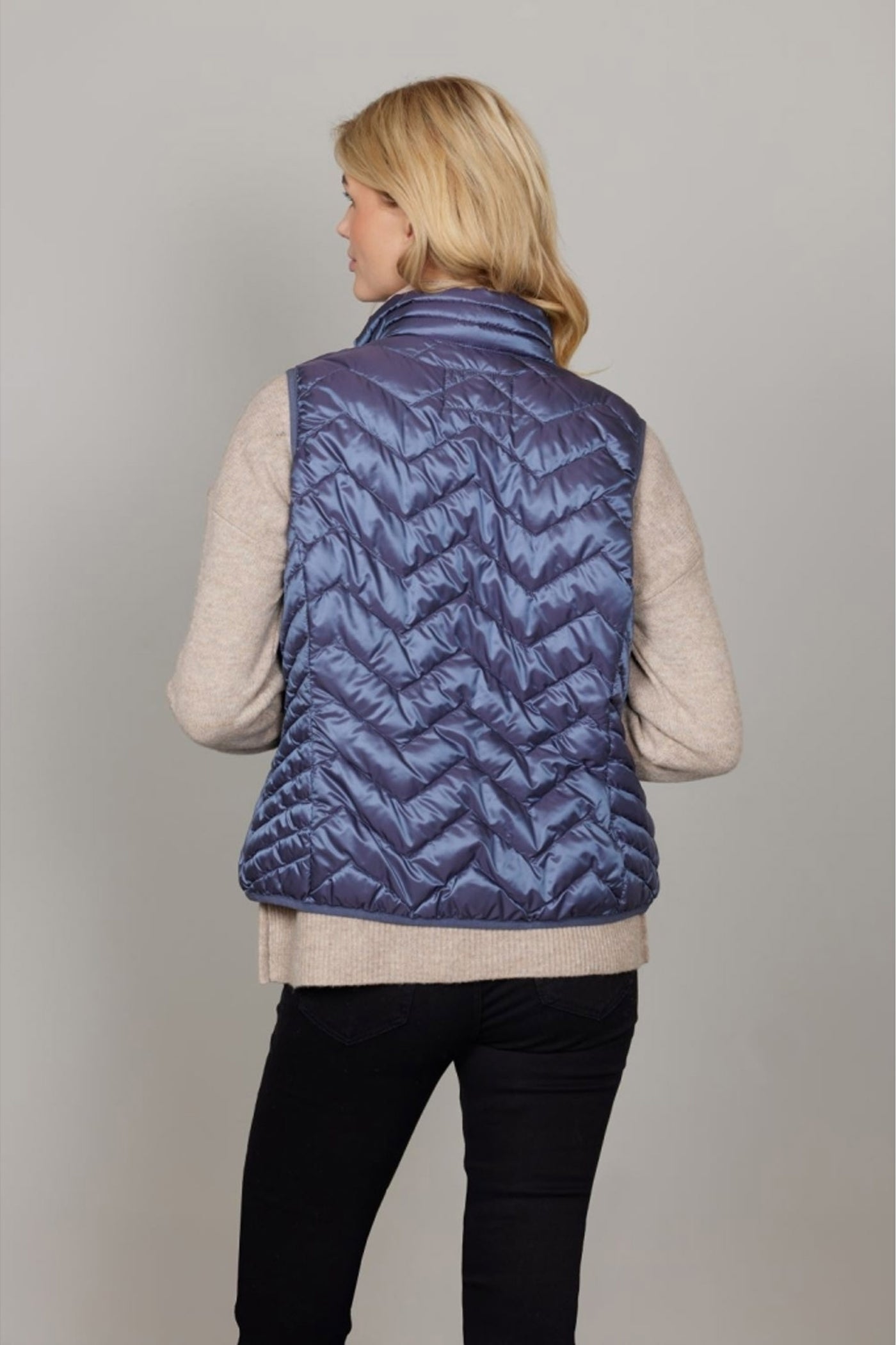 Louise 58-Storm - 0225-4040-62