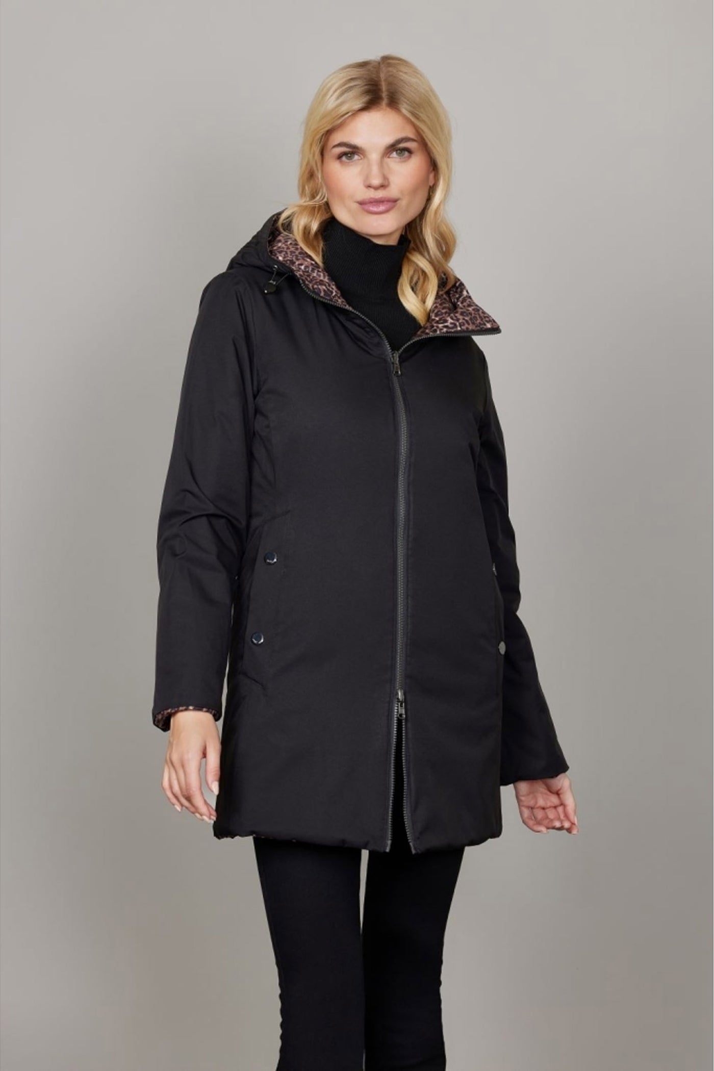 Makenzie 90-Black w. leo - 0225-2089-86