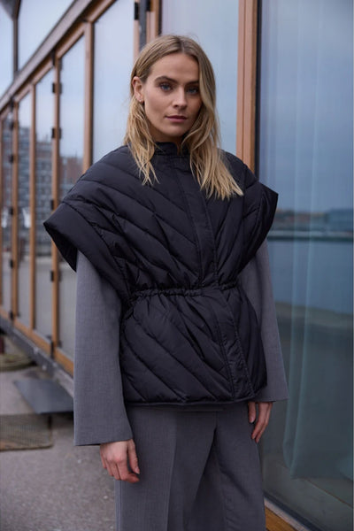 369HMBila cape 900 Black - HM1183 Thumbnail