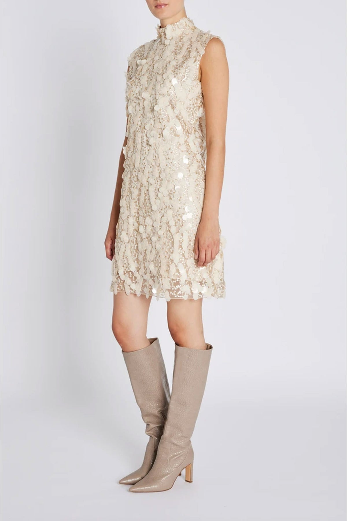 SweetpieBBMaliha dress CREAM - BBW4685