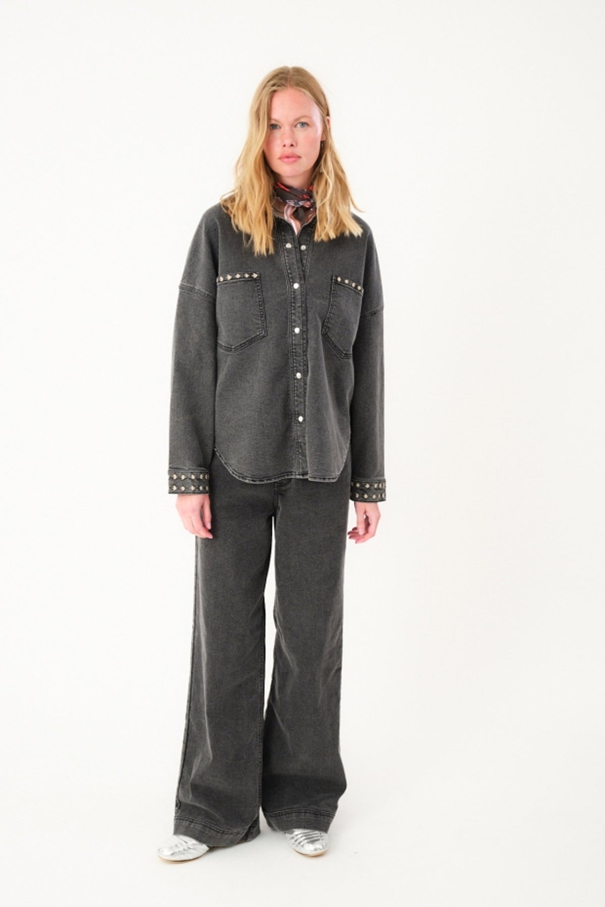 VeidaLL shirt LS 18 Washed Black - 25454-1038