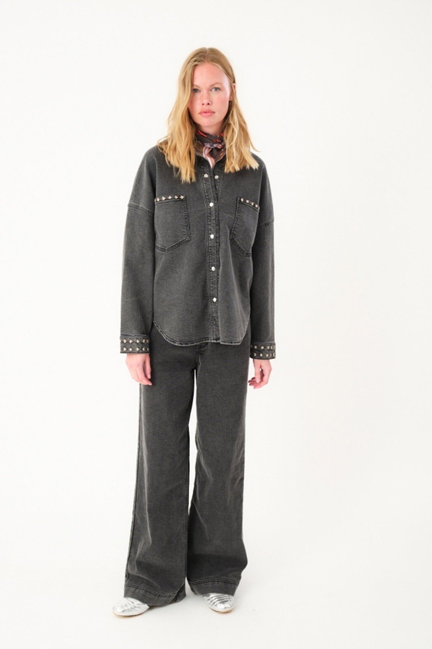 VeidaLL shirt LS 18 Washed Black - 25454-1038