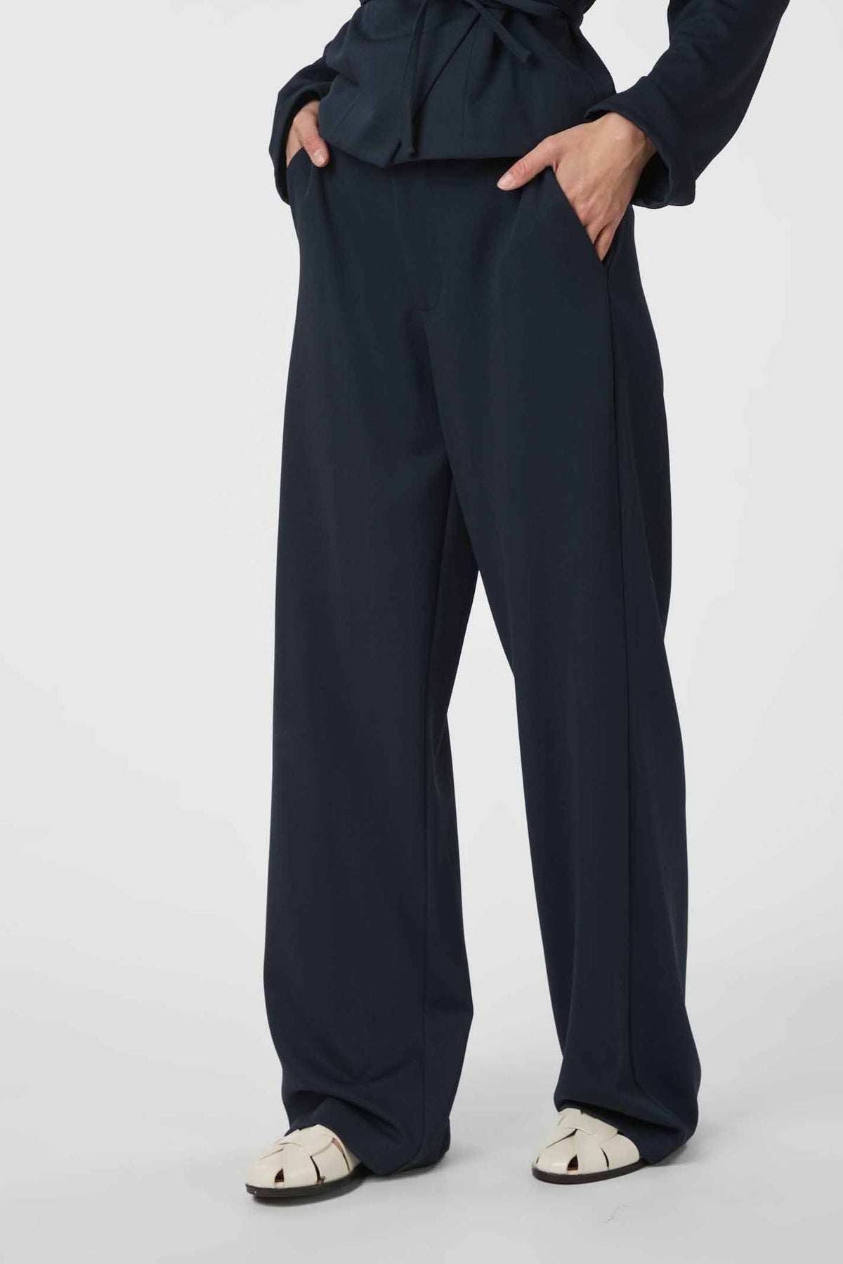 162508 Nathalie Navy - 162508