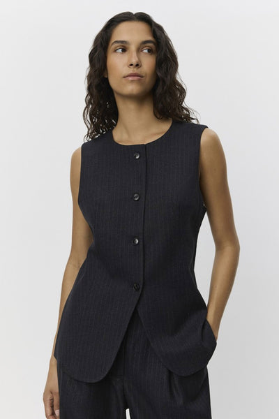 MERTHASW VEST 1000 Black - S253445 Thumbnail