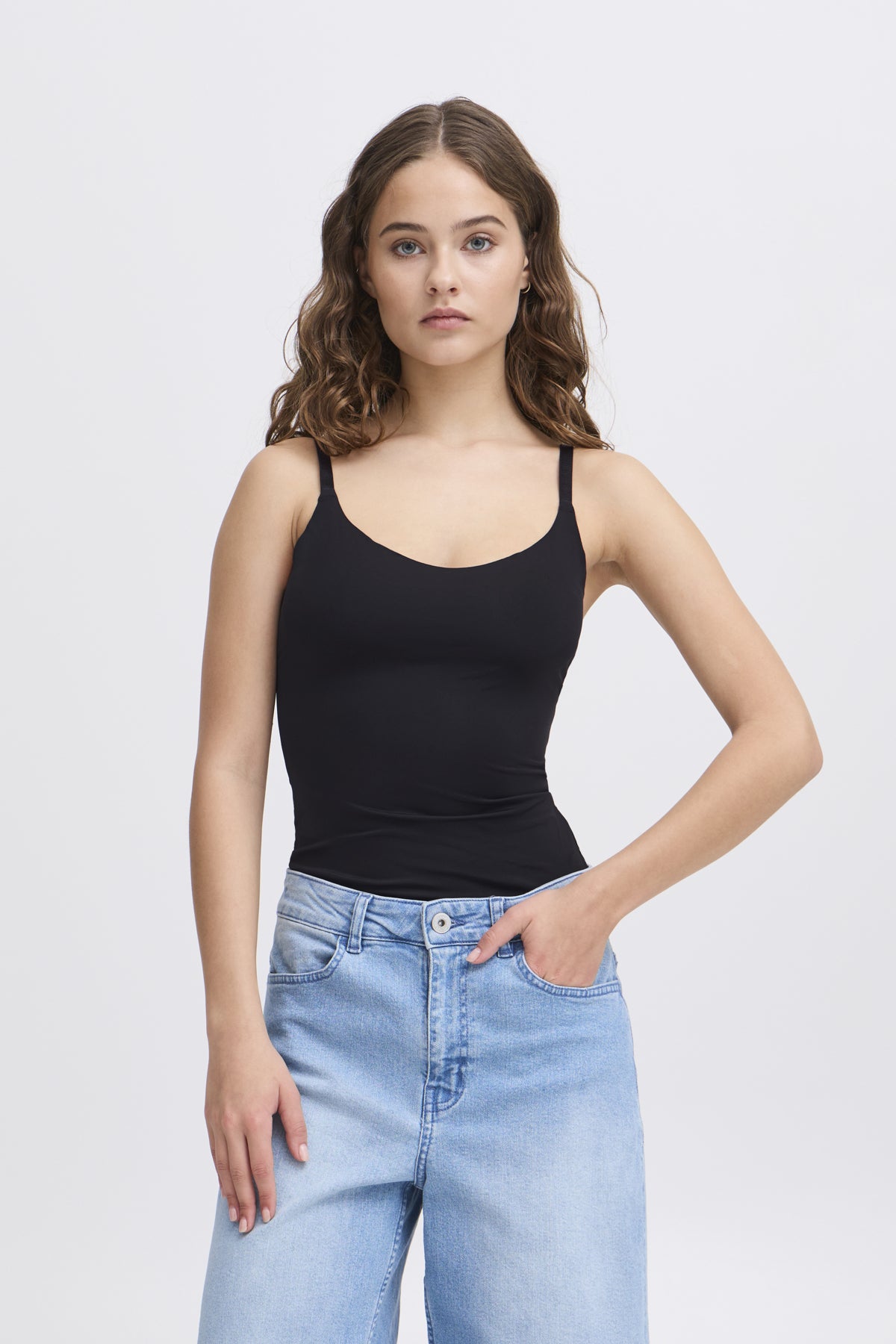 IASIV BODY Black - 20122606