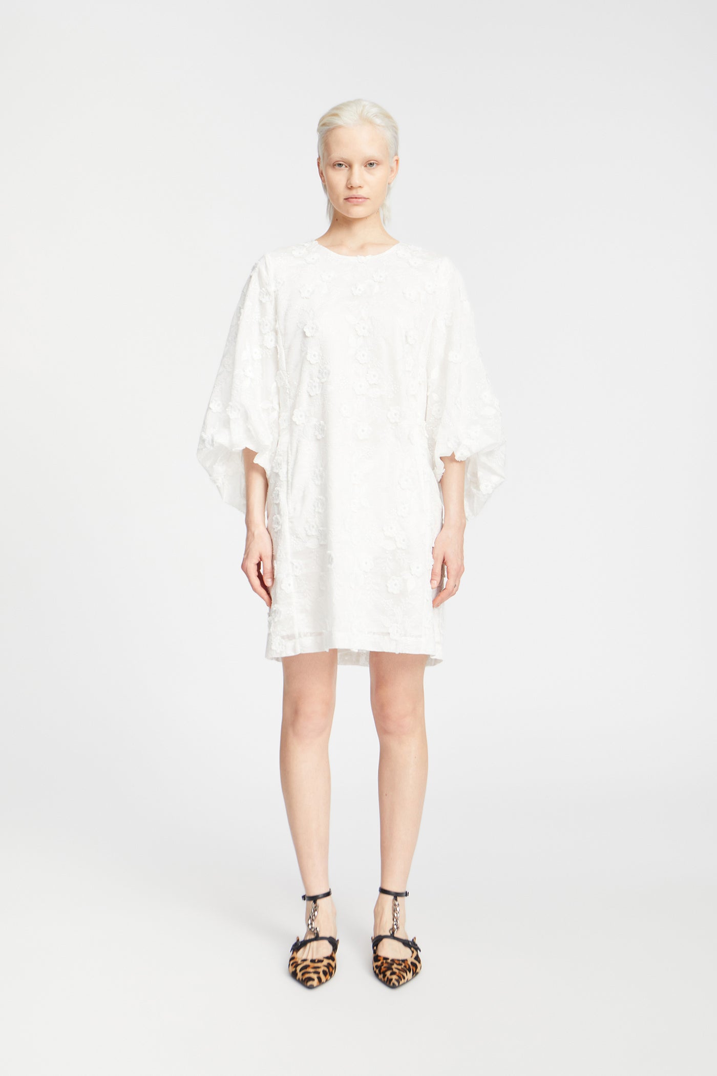 PANSI 33-White - 1316/25225