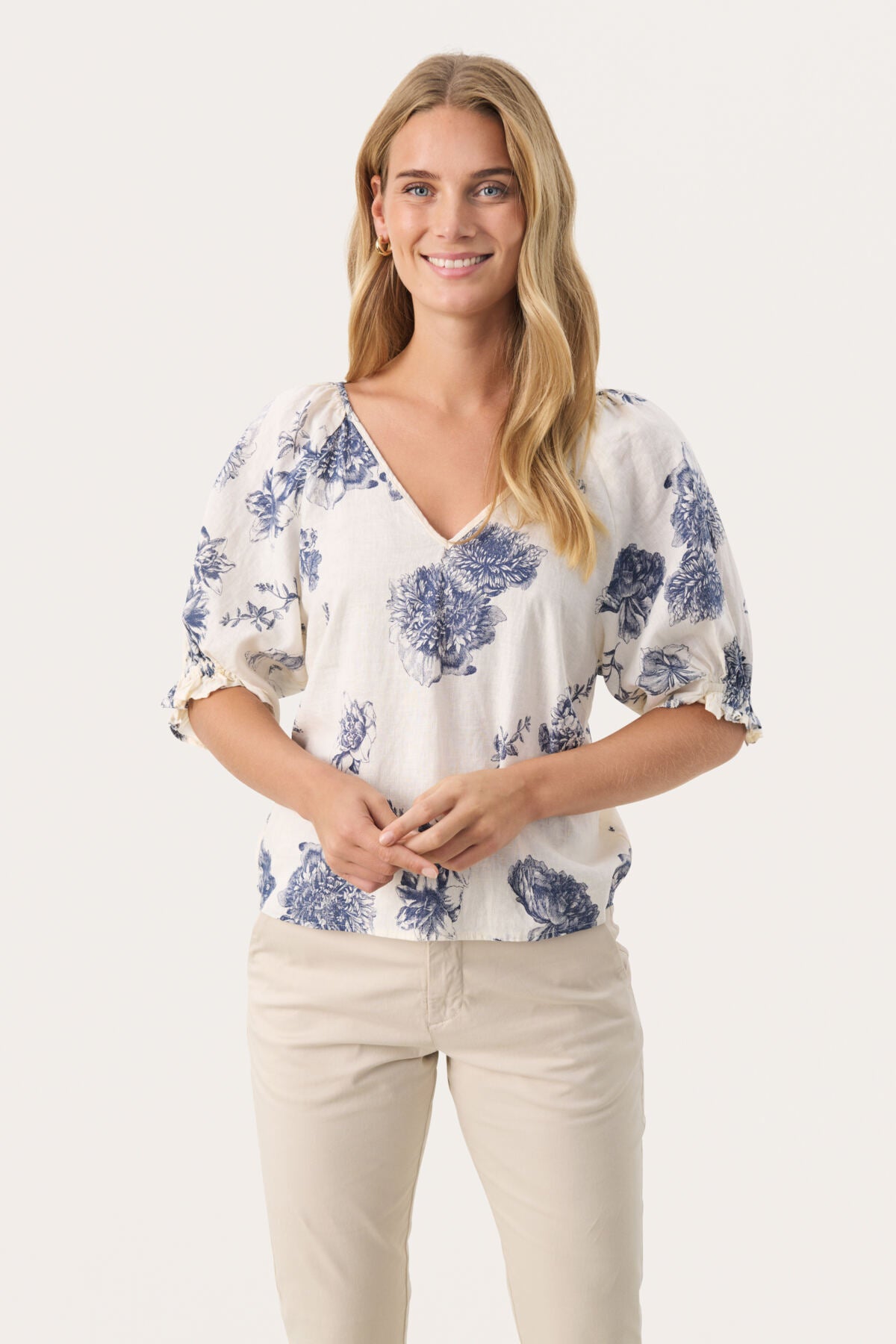 RosalynPW BL Oceana Stunning Flower Print