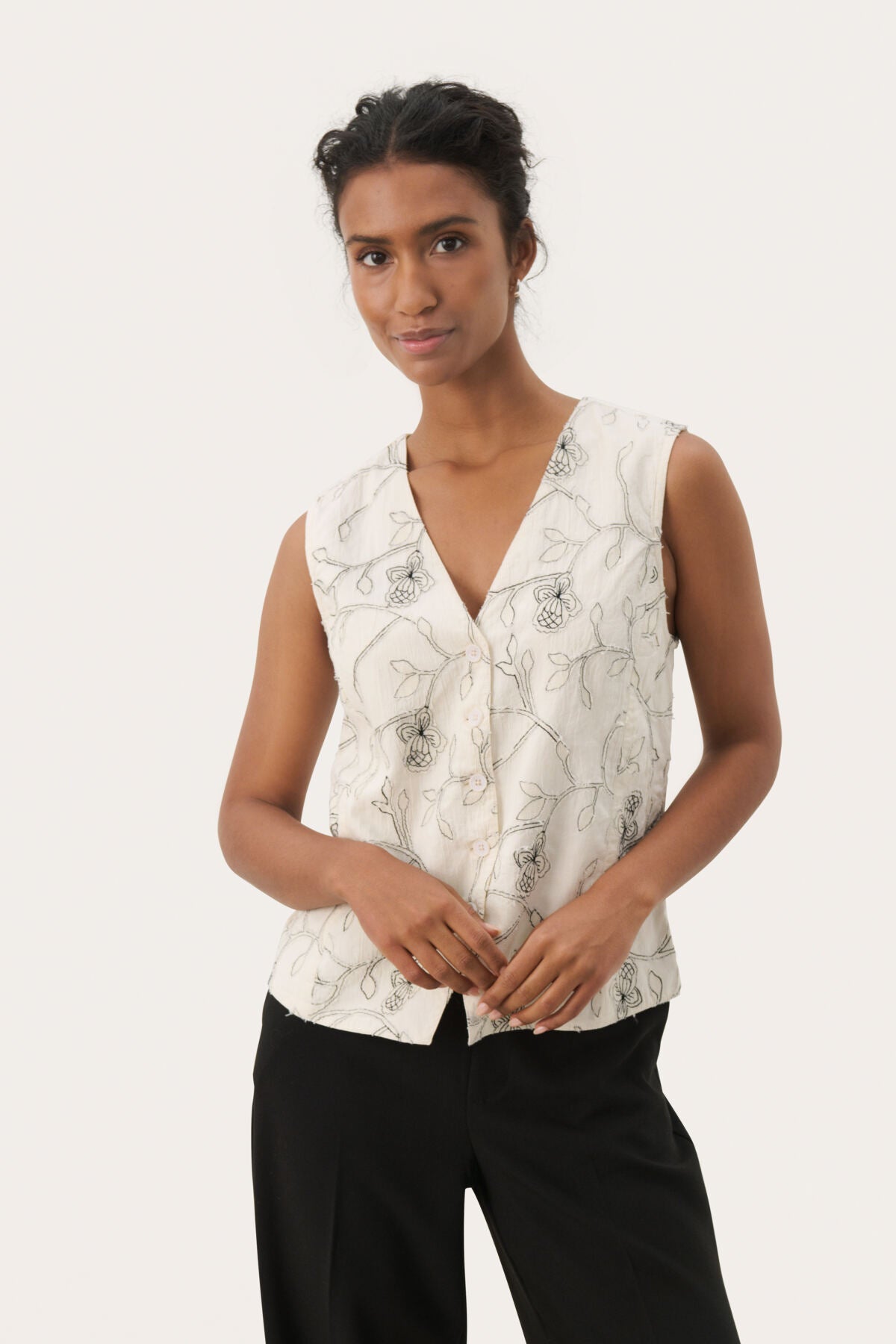 TonyPW WA Black Stitch on White - 30309878