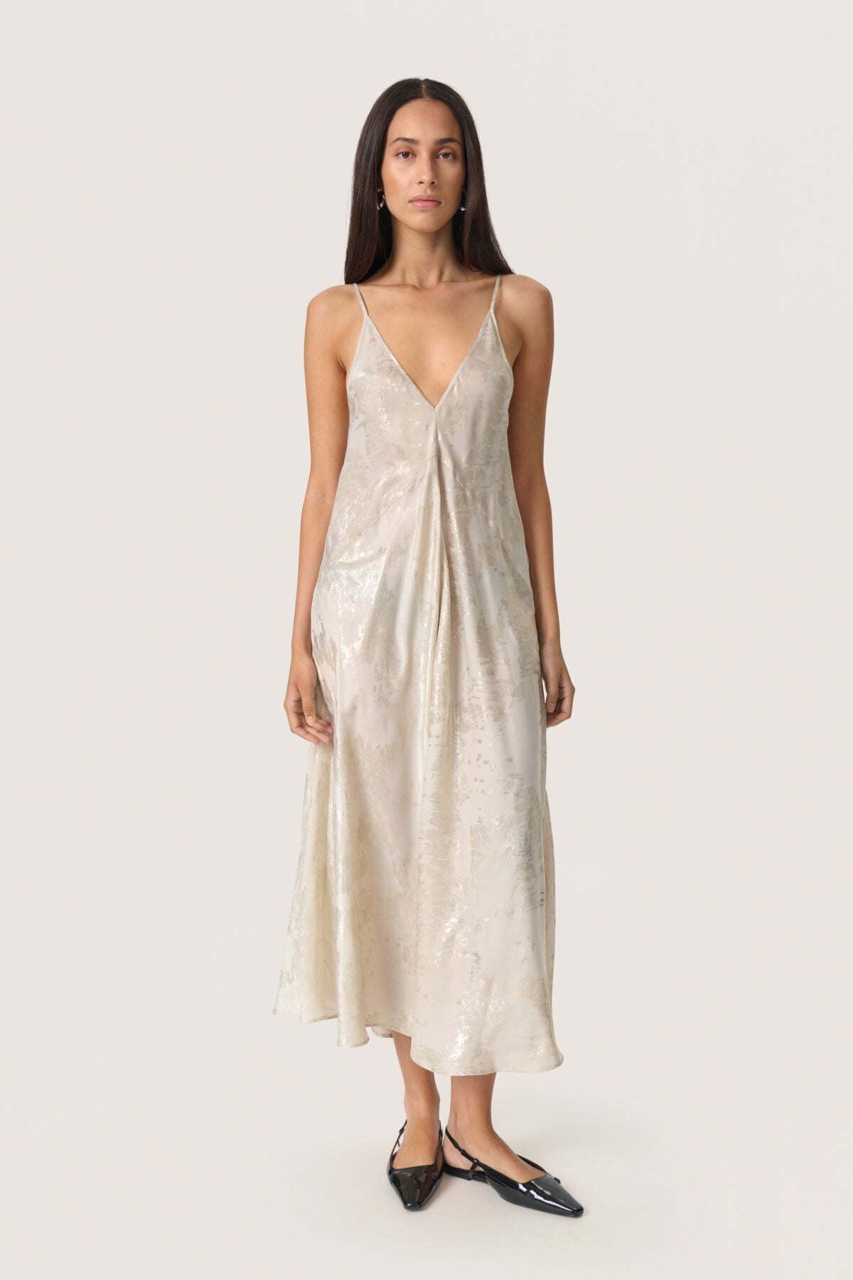 SLKitty Strap Dress Ancient Scroll metallic print - 30408089