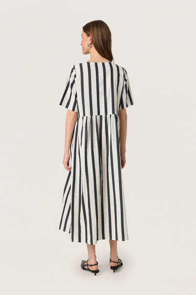 SLNena Dress SS Black and White Stripe - 30408518 Thumbnail