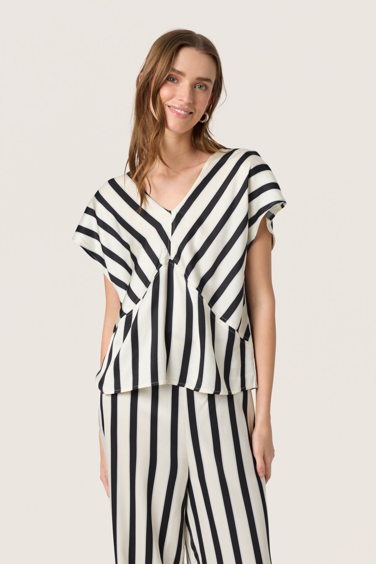 SLClero Printed Top Black and White Stripe - 30408523